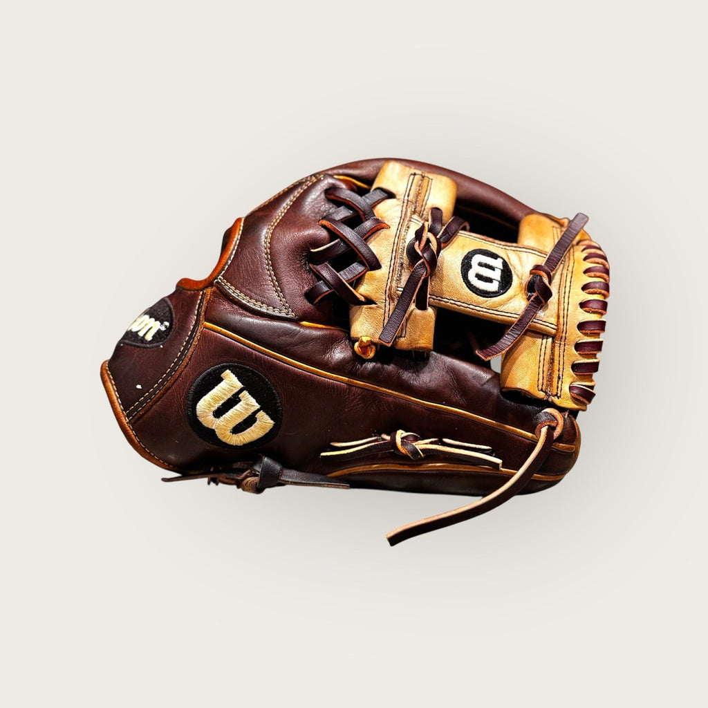 ⚾ Wilson A2000 1787 – 11.75” Infield Glove – Refreshed & Ready to Game ⚾