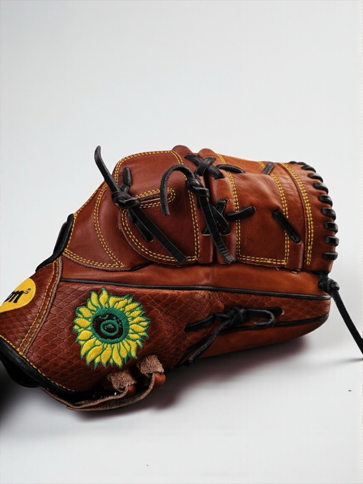 RARE! Wilson A2000 Glove Of The Month GOTM100 Mike Clevinger 12”