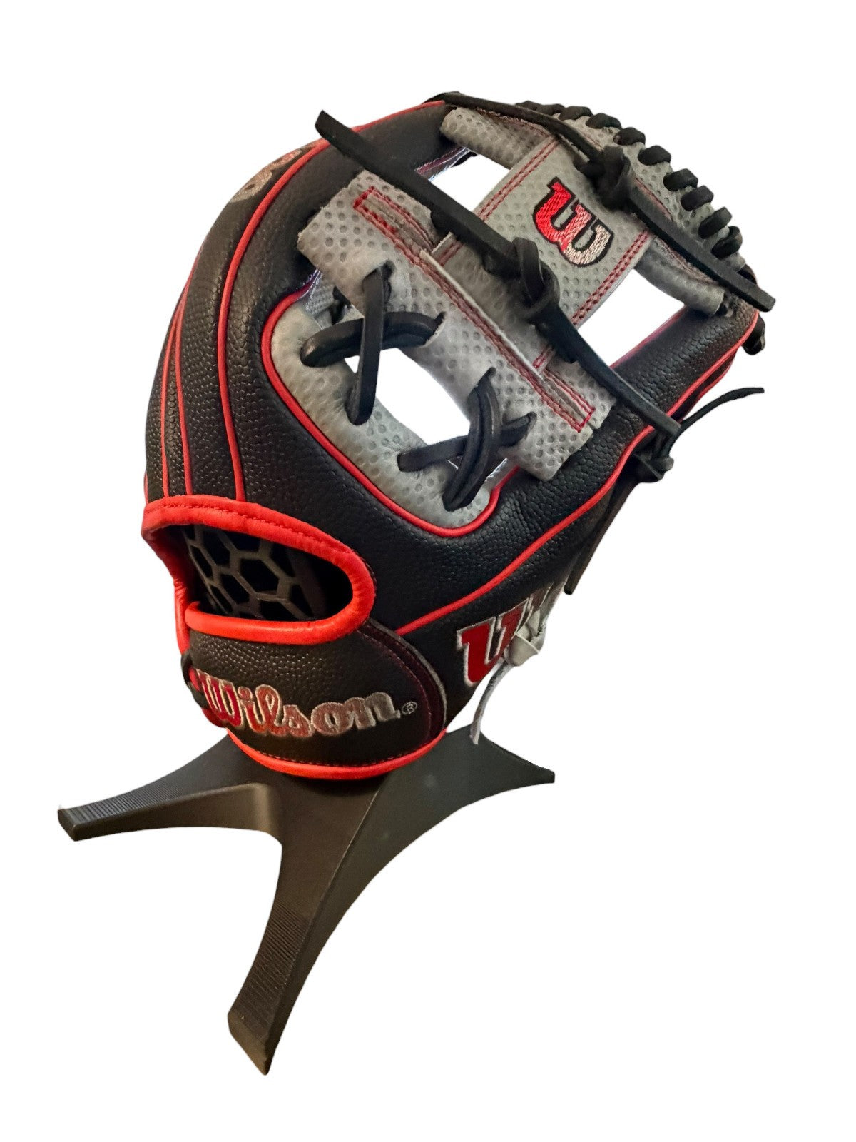 Wilson A2000 11.5” Infield Glove – Gray/Black/Red  75% Broken In Practice Ready