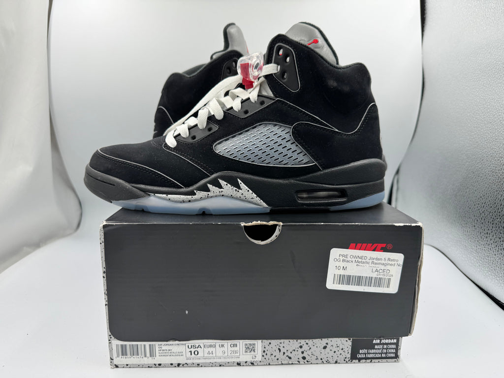 PRE OWNED Jordan 5 Retro OG Black Metallic Reimagined No Black laces