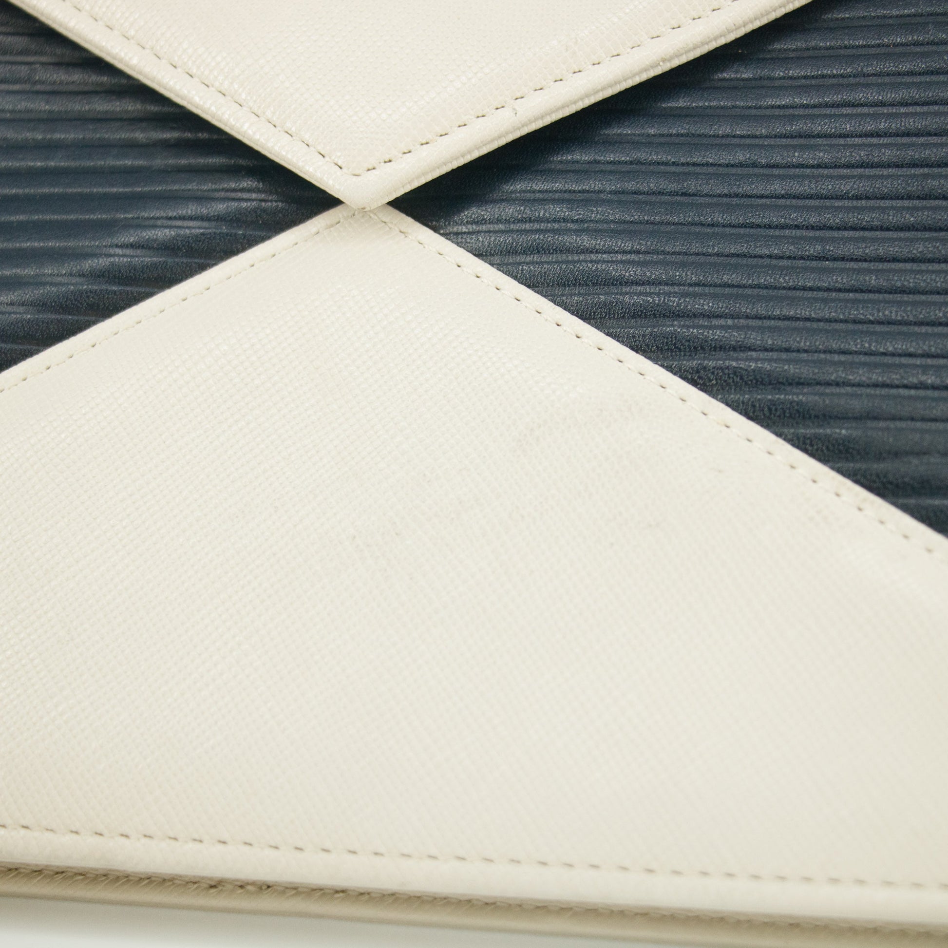 YSL Saint Laurent White x Blue Leather Shoulder Bag #5859