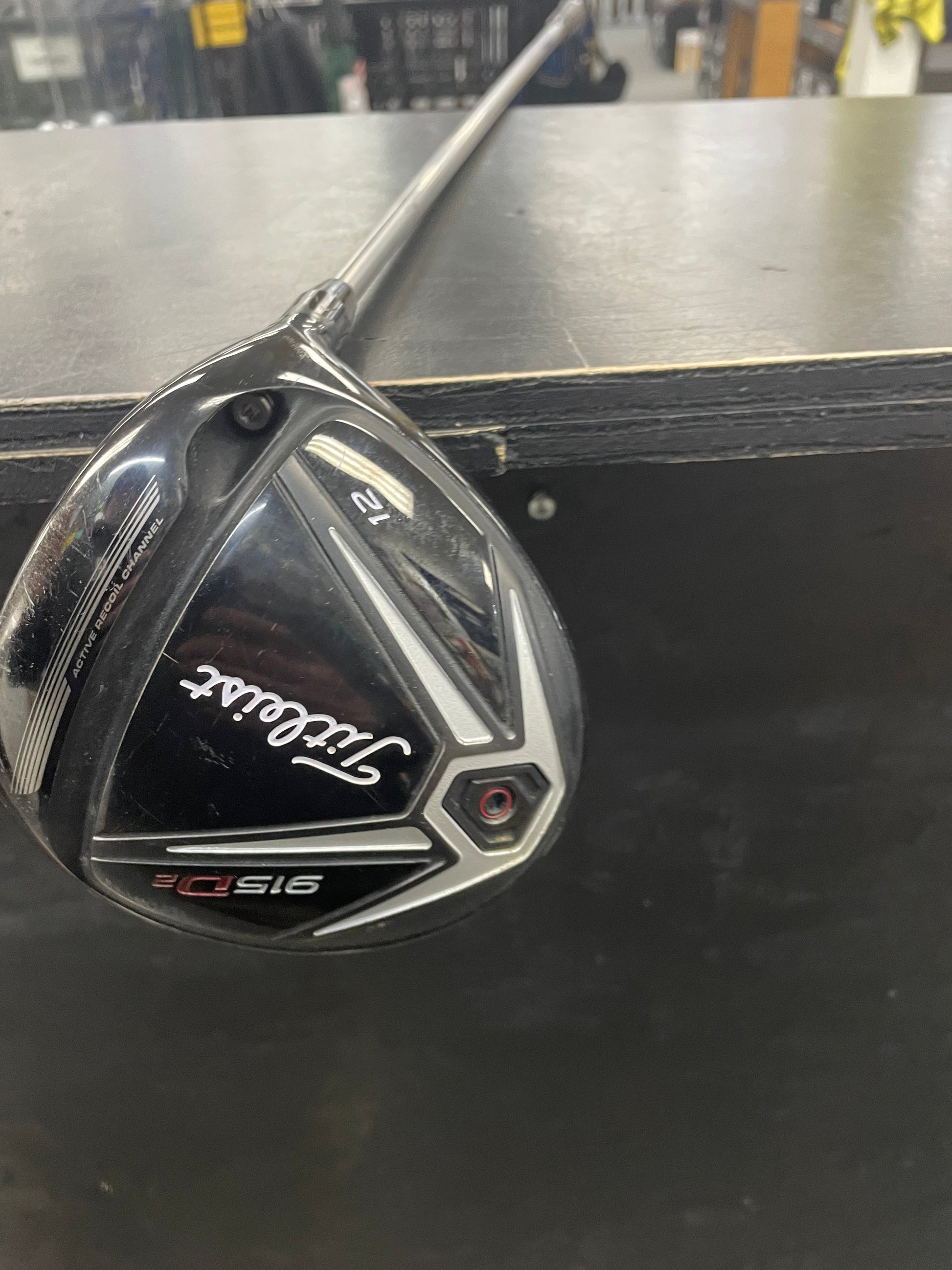 Titleist 915 D2 Driver (Used)