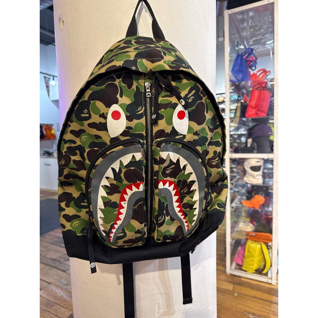 PRE OWNED BAPE ABC Camo Shark Daypack (SS25) Green