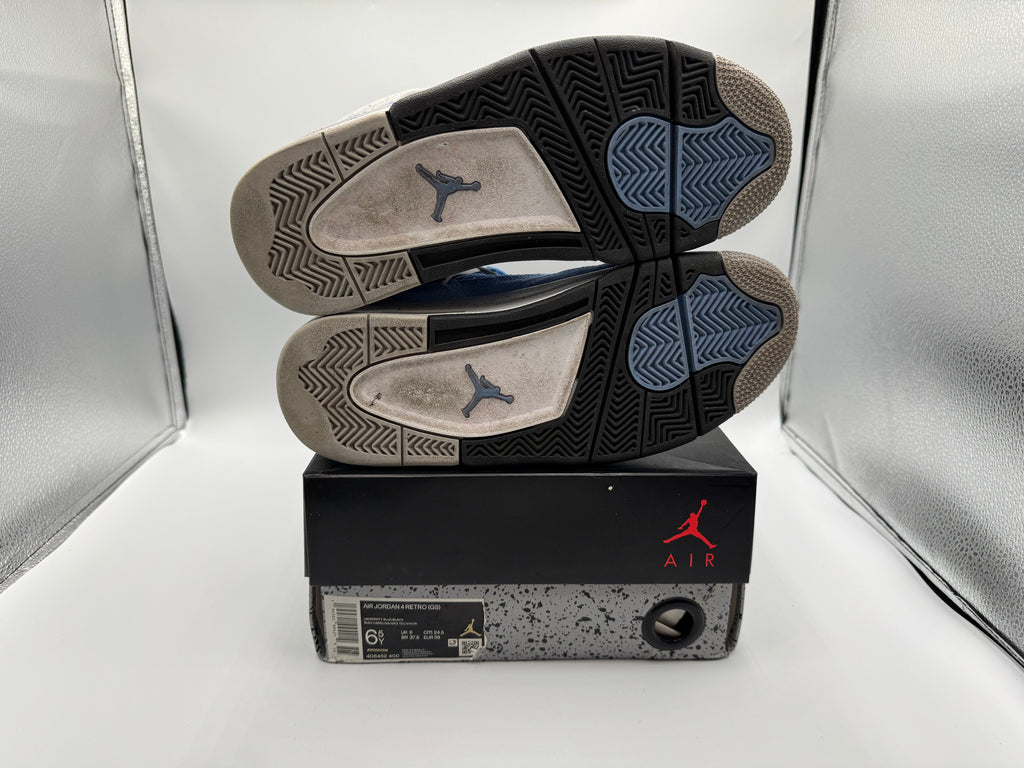 PRE OWNED Jordan 4 Retro University Blue (GS)