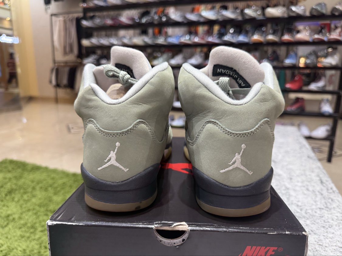 PRE OWNED Jordan 5 Retro Jade Horizon (GS)