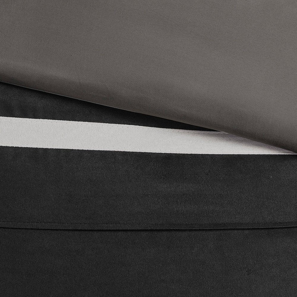 Set of Seven Black King Ring Stitch Polyester Sham And Comforter