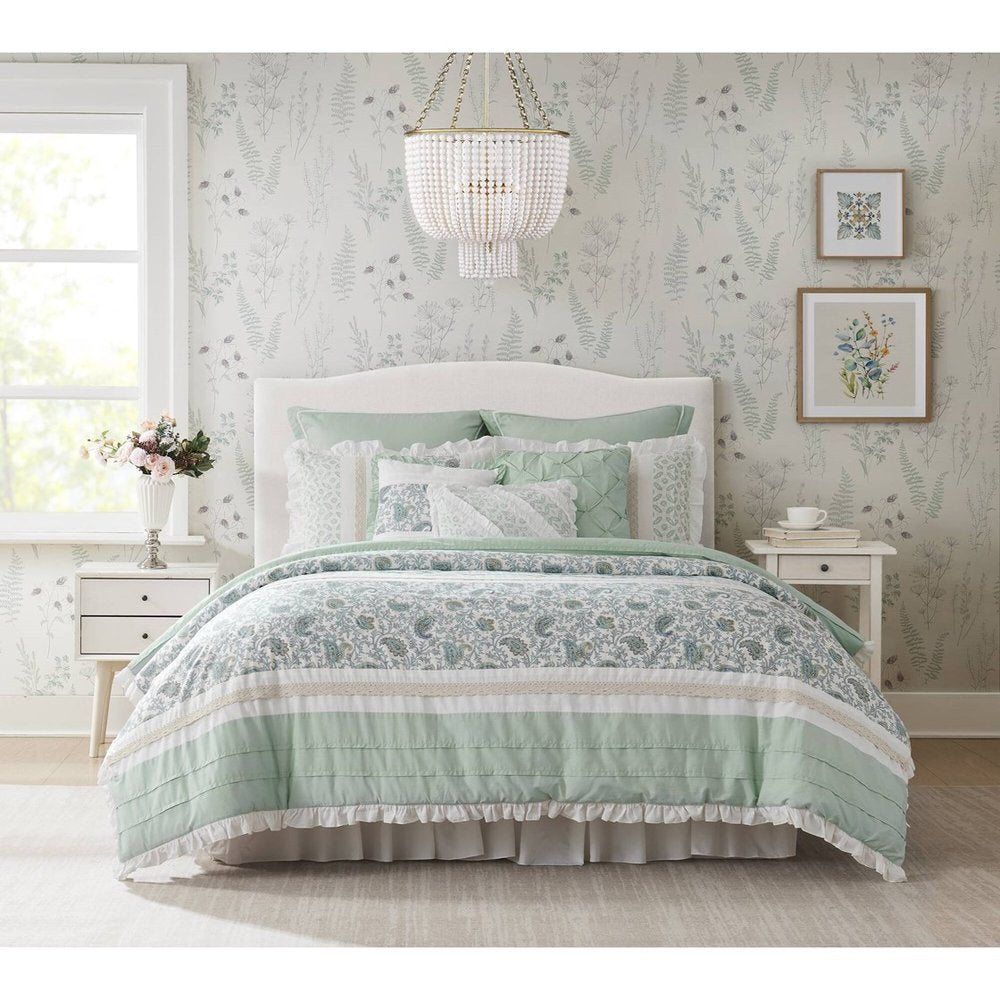 Set of Nine Aqua And Ivory Paisley King Ring Stitch Polyester Sham And Comforter