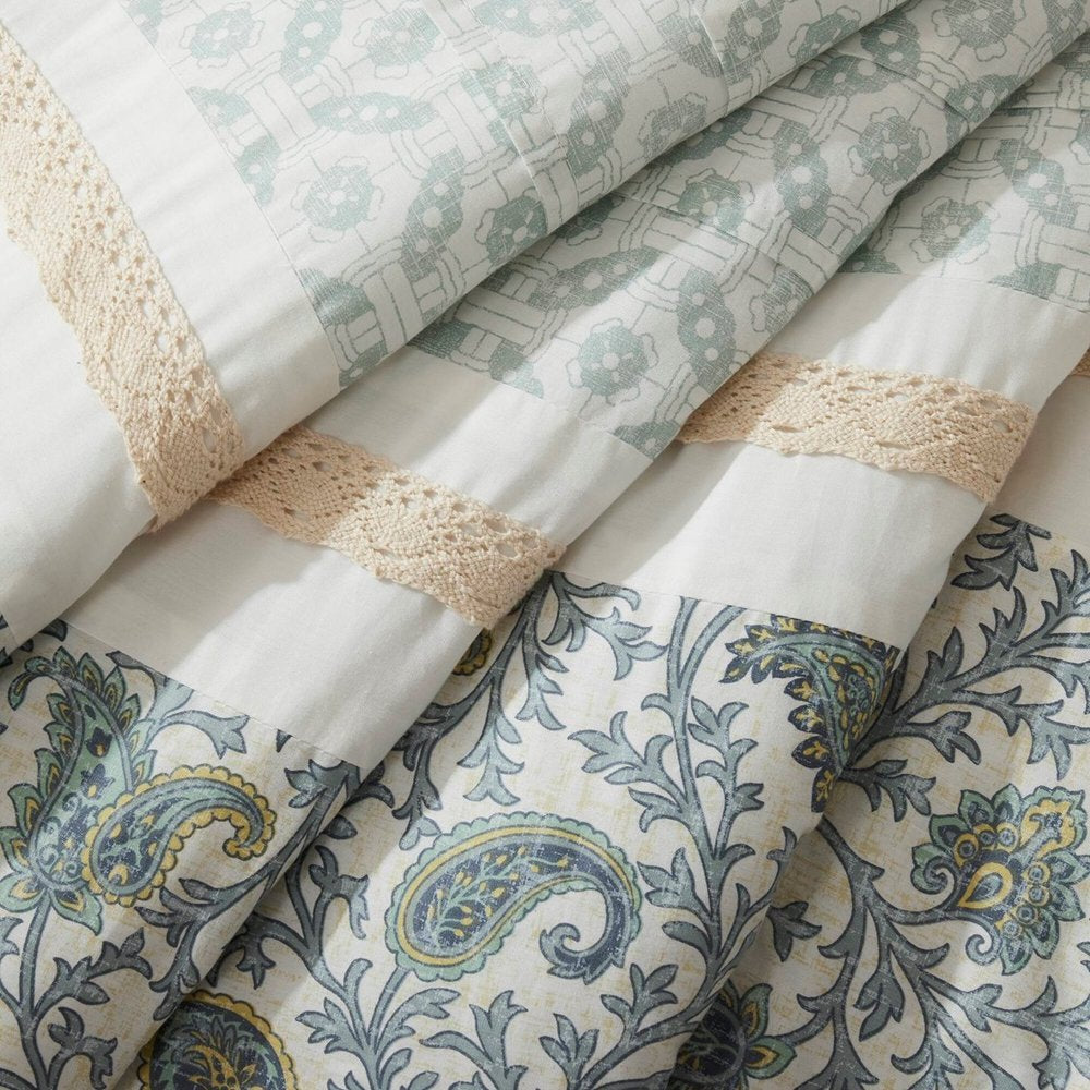 Set of Nine Aqua And Ivory Paisley King Ring Stitch Polyester Sham And Comforter