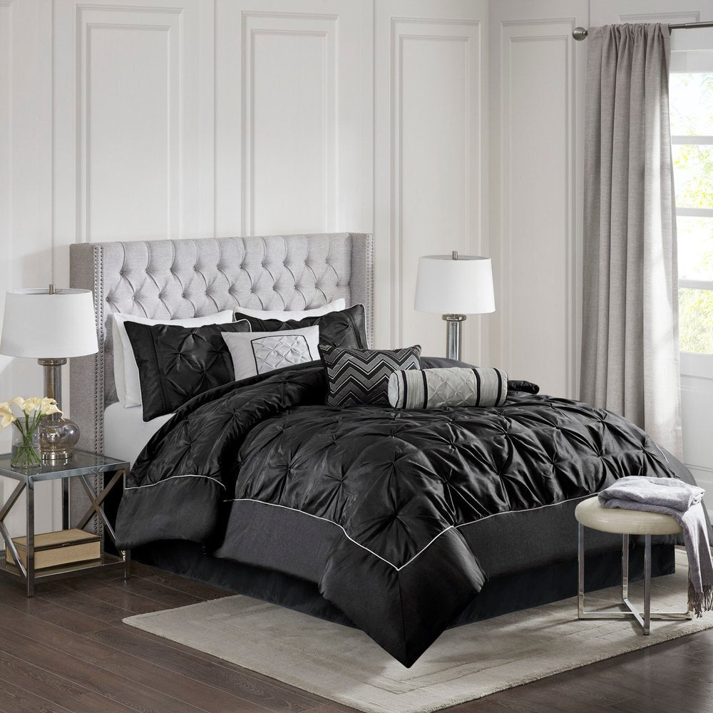 Set of Seven Black King Ring Stitch Polyester Sham And Comforter