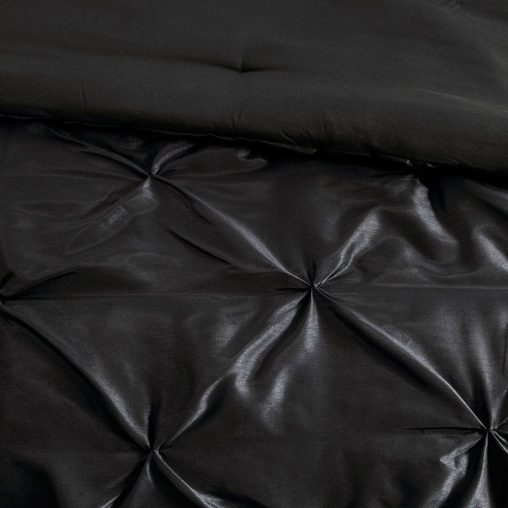 Set of Seven Black King Ring Stitch Polyester Sham And Comforter