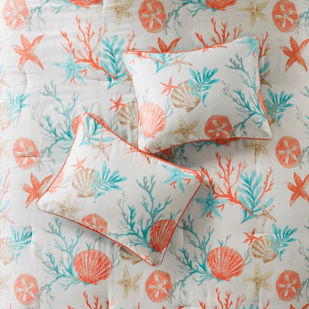 Set of Seven Aqua And Coral King Ring Stitch Sham And Comforter