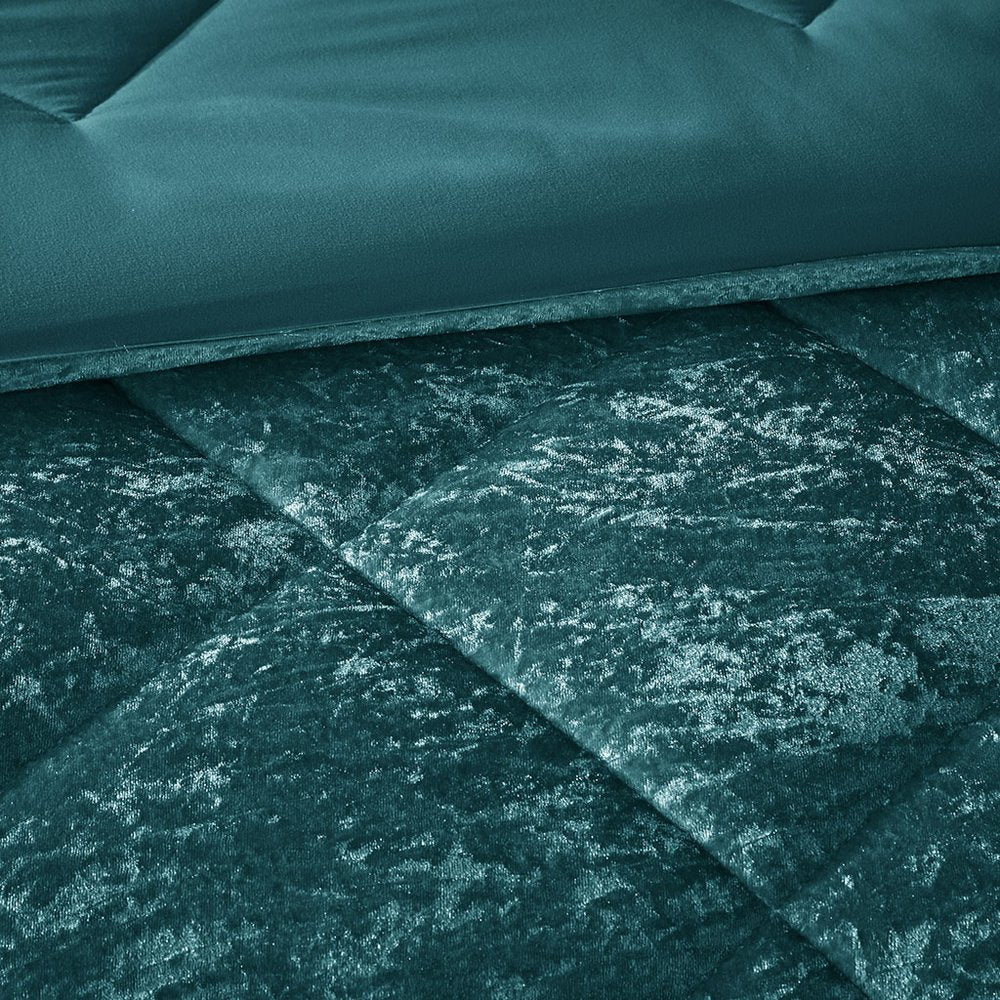 Set of Three Teal Blue Twin Ring Stitch Polyester Sham And Comforter