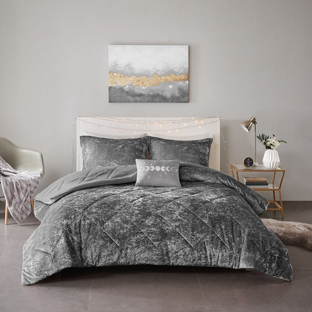 Set of Three Gray Twin Ring Stitch Polyester Sham And Comforter