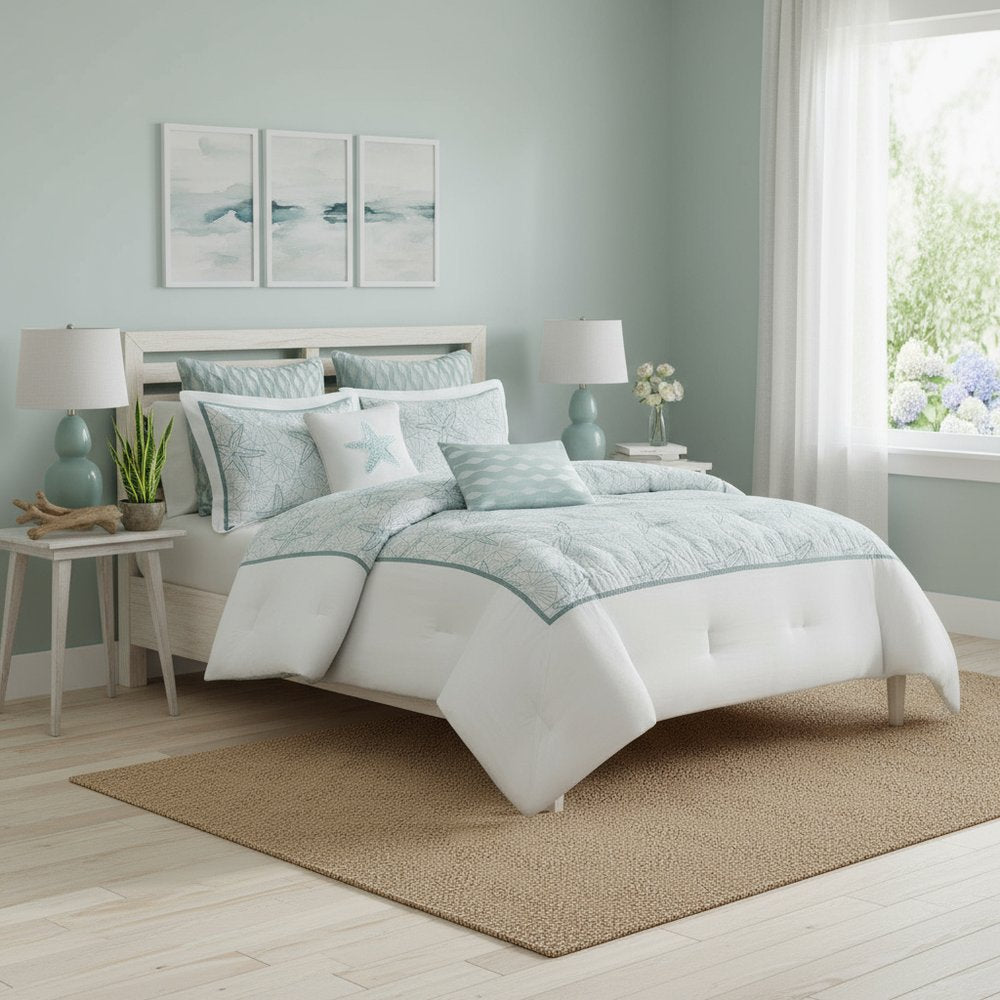 Set of Four White And Aqua King Ring Stitch Sham And Comforter