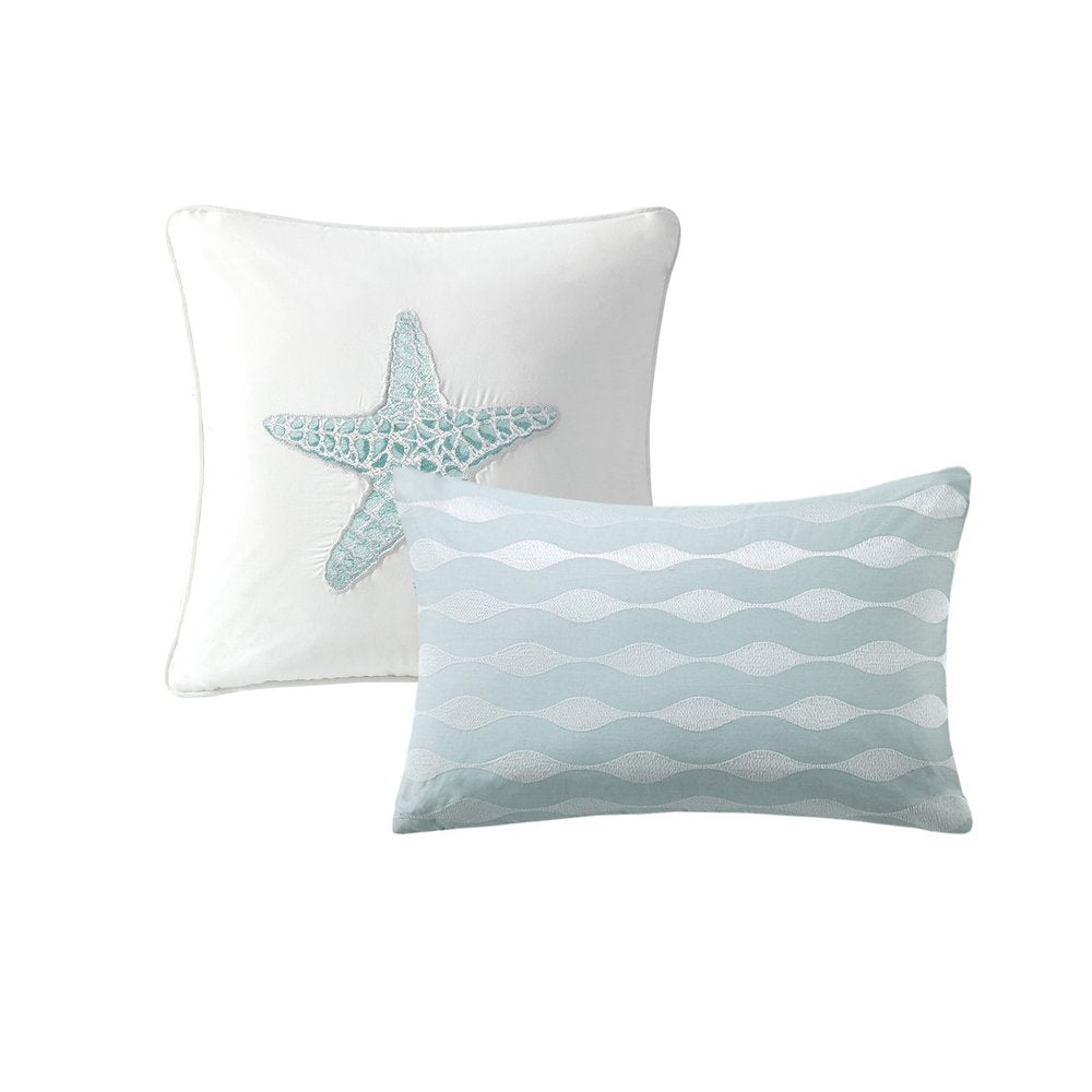 Set of Four White And Aqua Full Ring Stitch Sham And Comforter