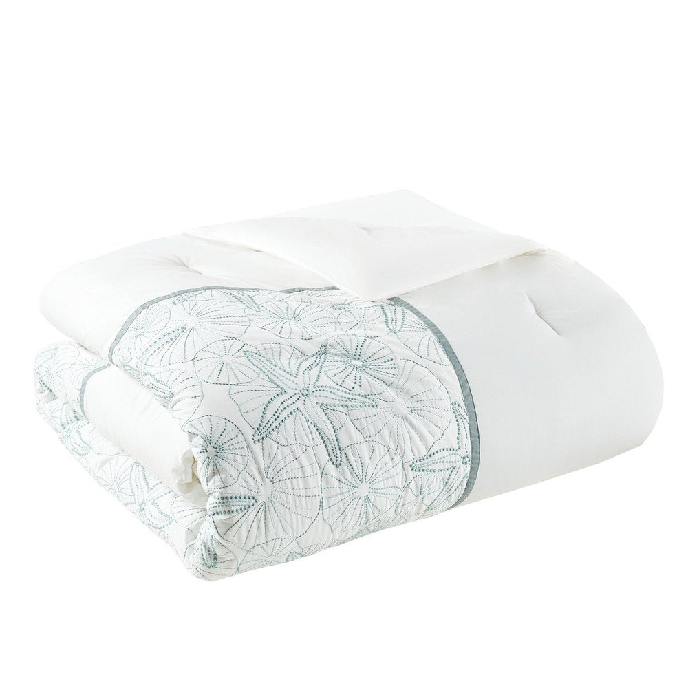 Set of Four White And Aqua Full Ring Stitch Sham And Comforter