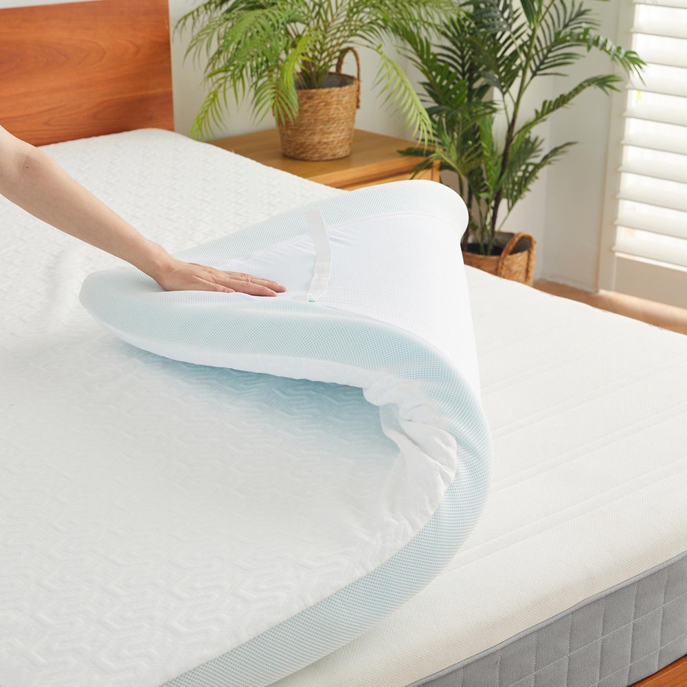 2" White Gel Memory Foam Cooling Queen Mattress Topper
