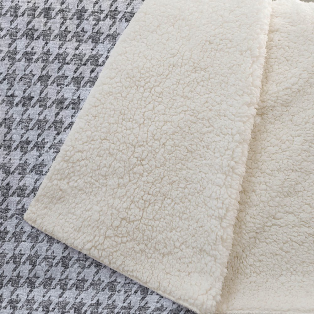 50" X 70" Gray And Light Gray Houndstooth Microfiber Plush Throw Blanket