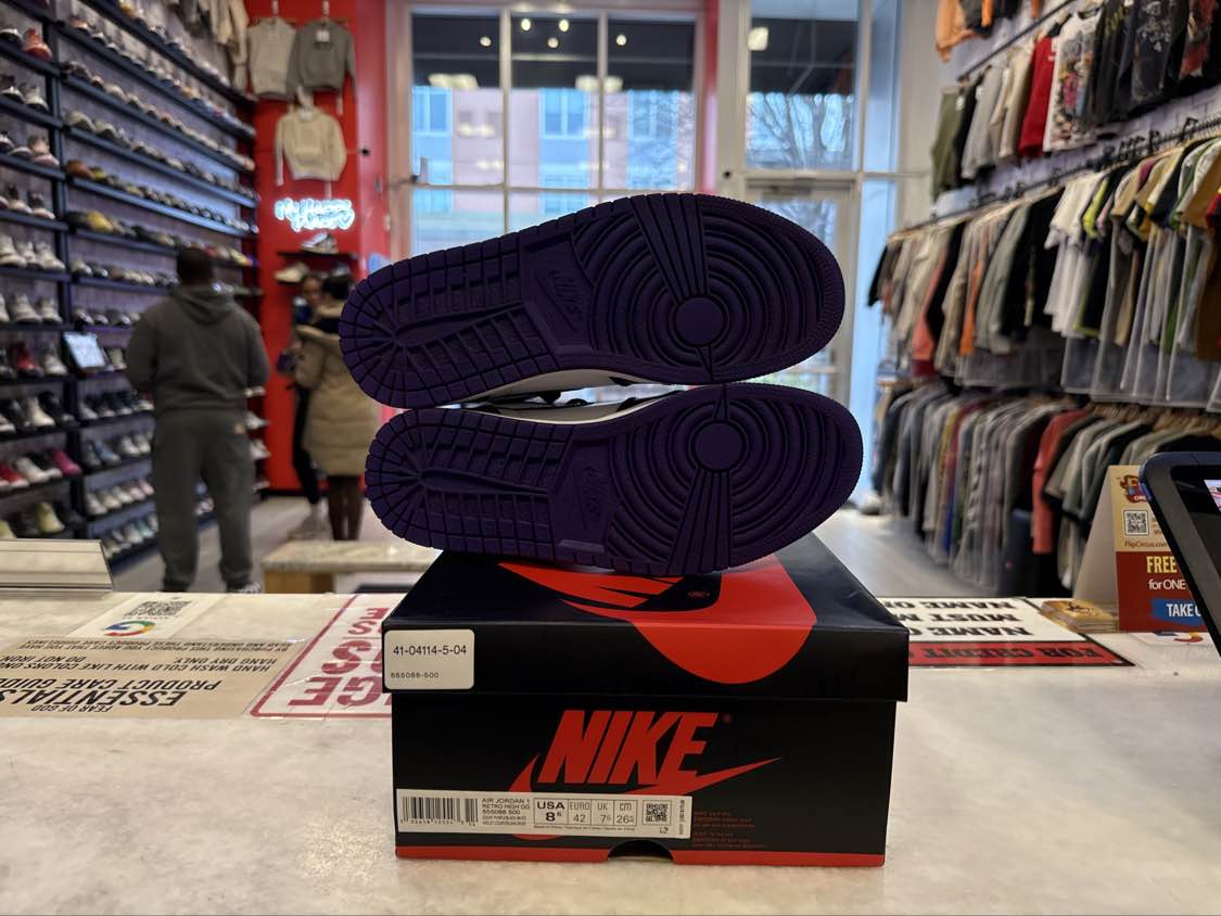 PRE OWNED Jordan 1 Retro High Court Purple White "8.5 M"