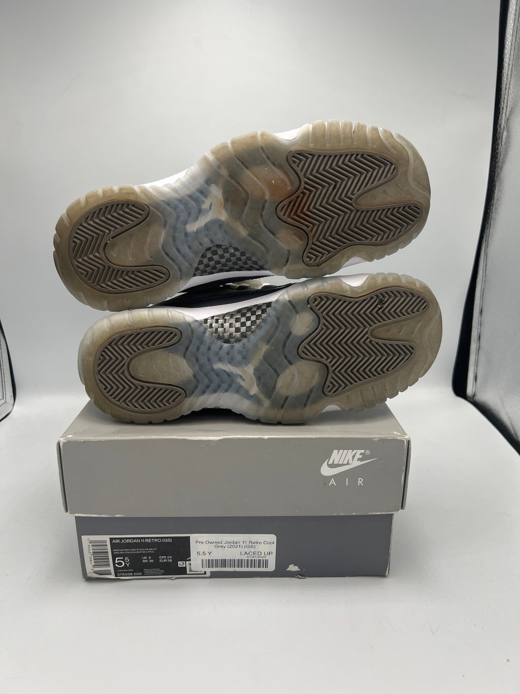 Pre Owned Jordan 11 Retro Cool Grey (2021) (GS)