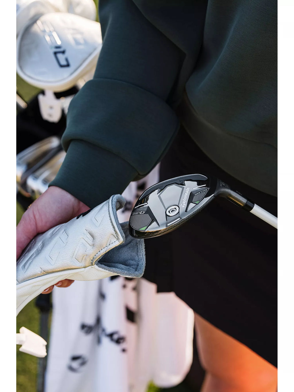 TaylorMade Qi35 Hybrid