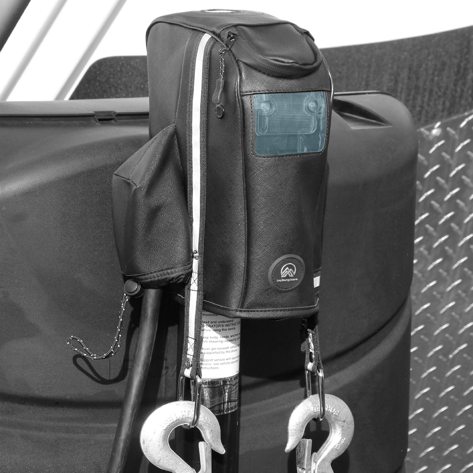 Clever Cover for Barker