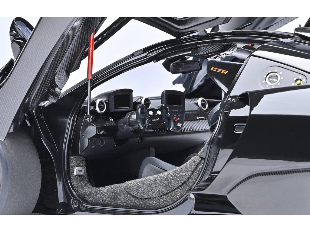 McLaren Senna GTR Onyx Black 1/18 Model Car by Autoart