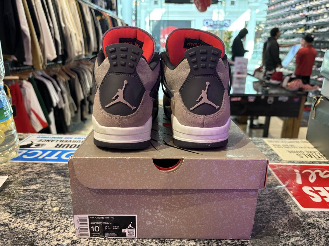 PRE OWNED Jordan 4 Retro Taupe Haze