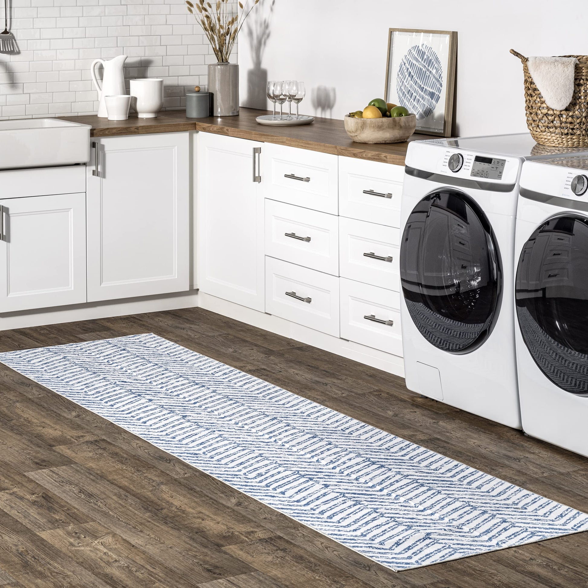 nuLOOM Rosanne Machine Washable Geometric Ultra Thin Runner Rug 2' 6" x 12' Blue