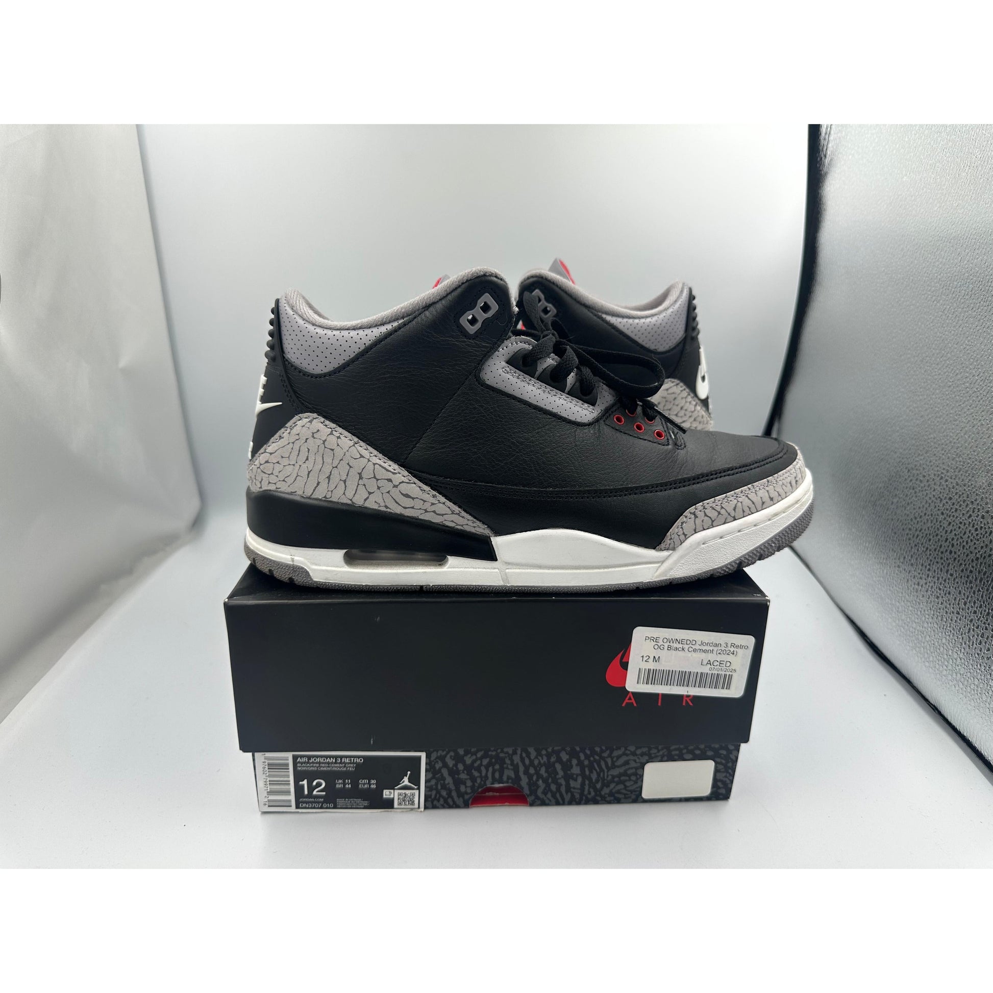 PRE OWNEDD Jordan 3 Retro OG Black Cement (2024)
