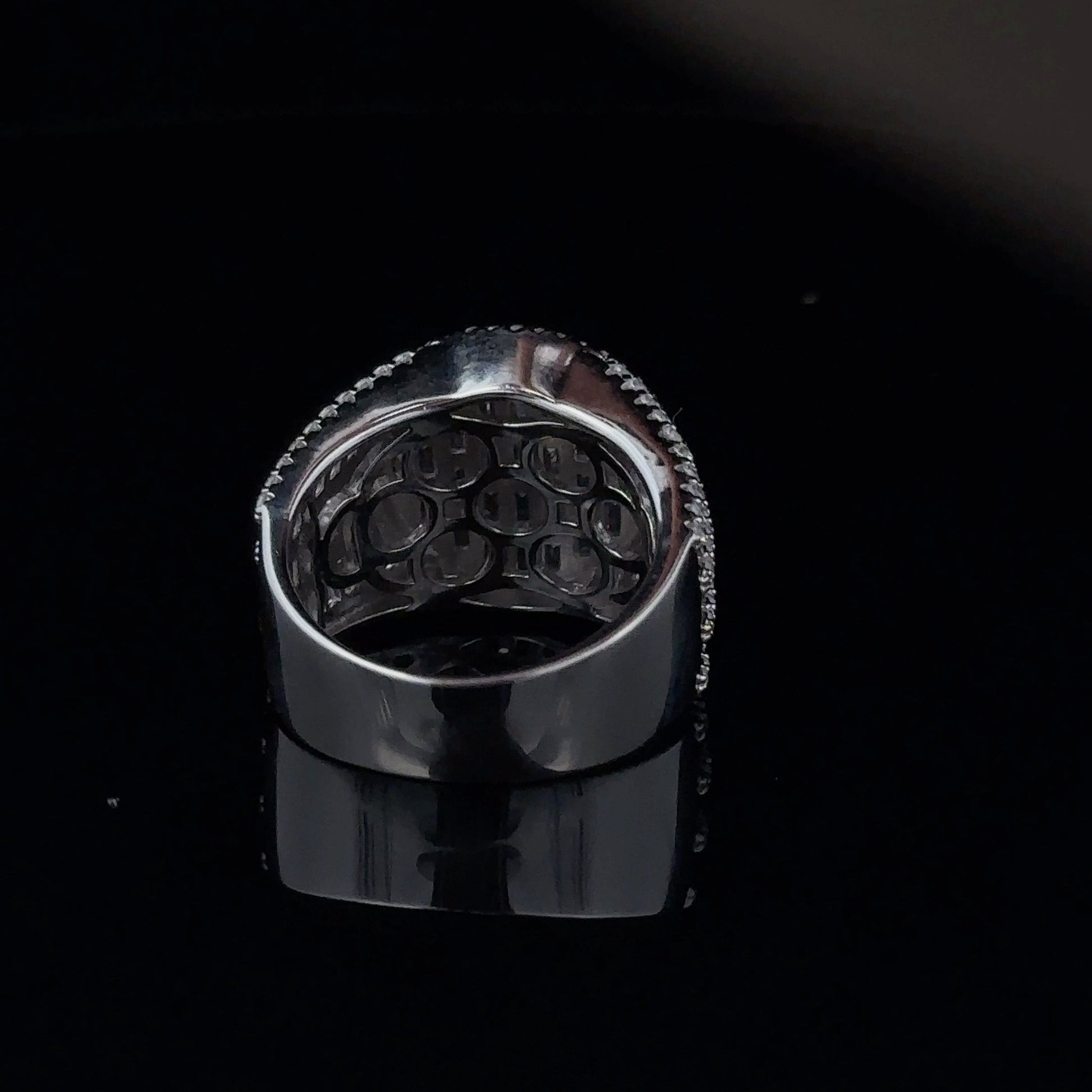 925 Sterling CZ Rhodium Mens Iced Out Bold Signet Ring
