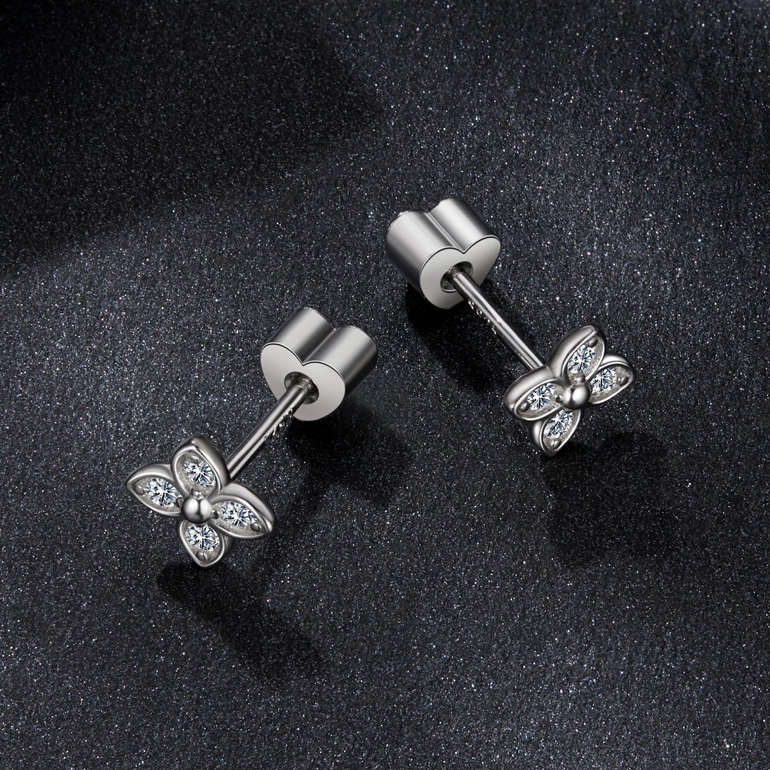 925 Sterling Silver 4-Leaf Clover Moissanite Earrings Hypoallergenic Screwback