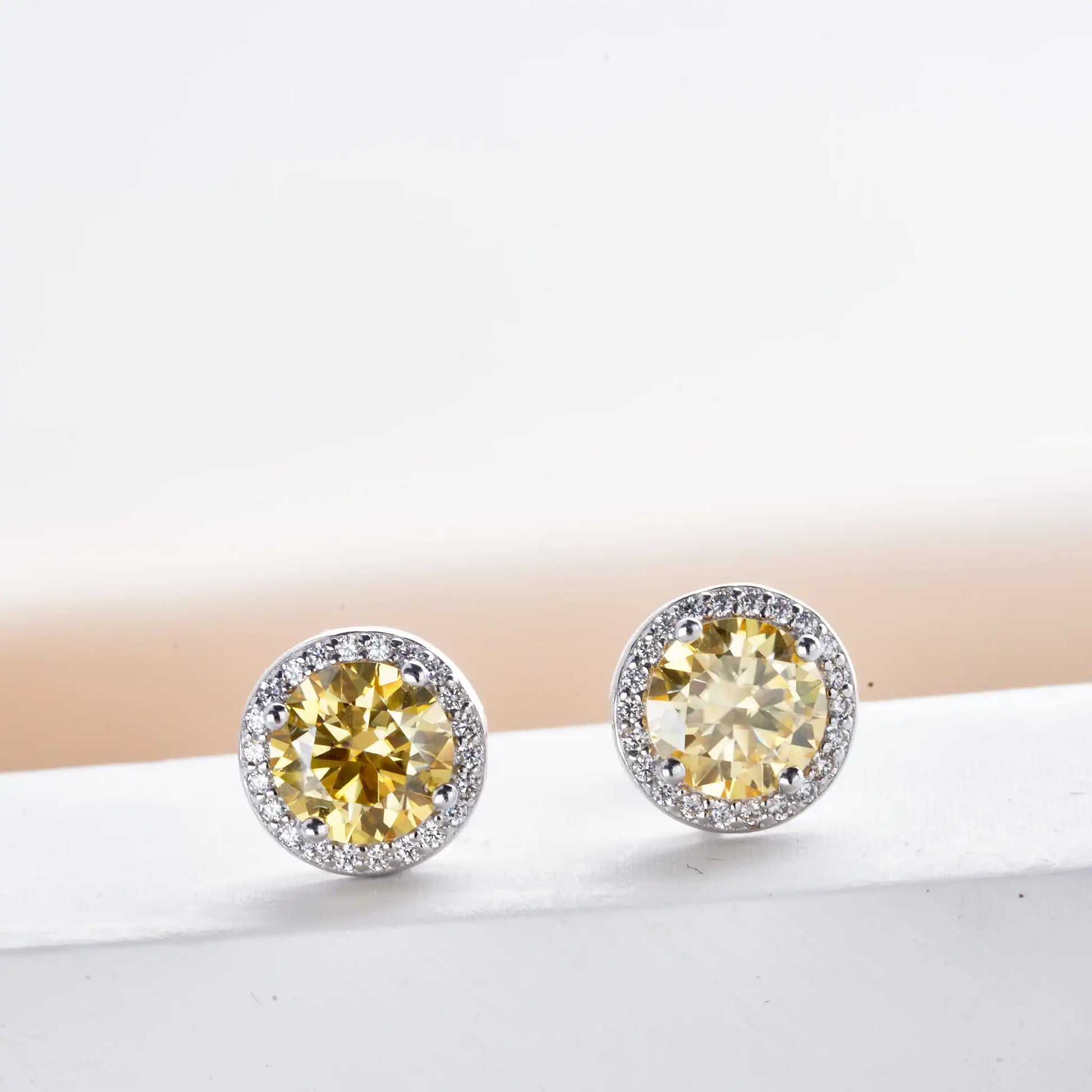 925 Sterling Silver 1ct Moissanite Round Stud Earrings Bridal Wedding Gift