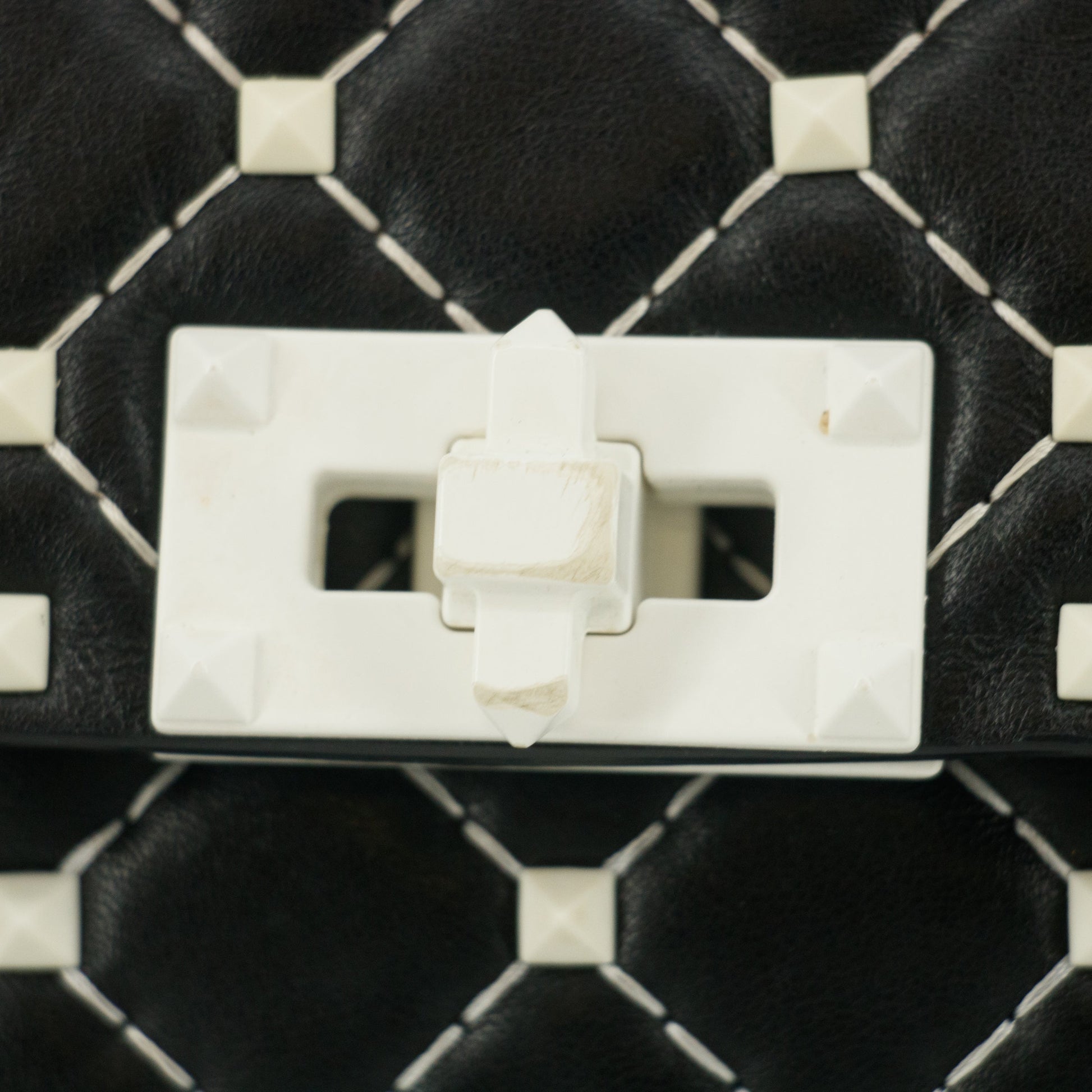 Valentino Garavani Rockstud Spike Black #9259