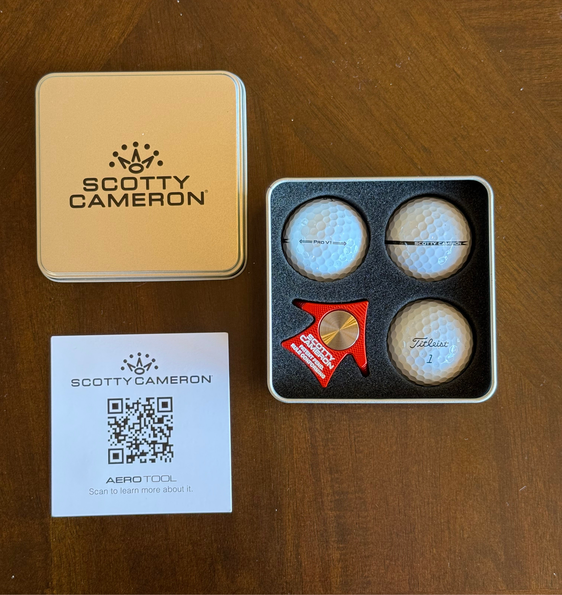 Scotty Cameron Red Aero Alignment Tool Putting Set