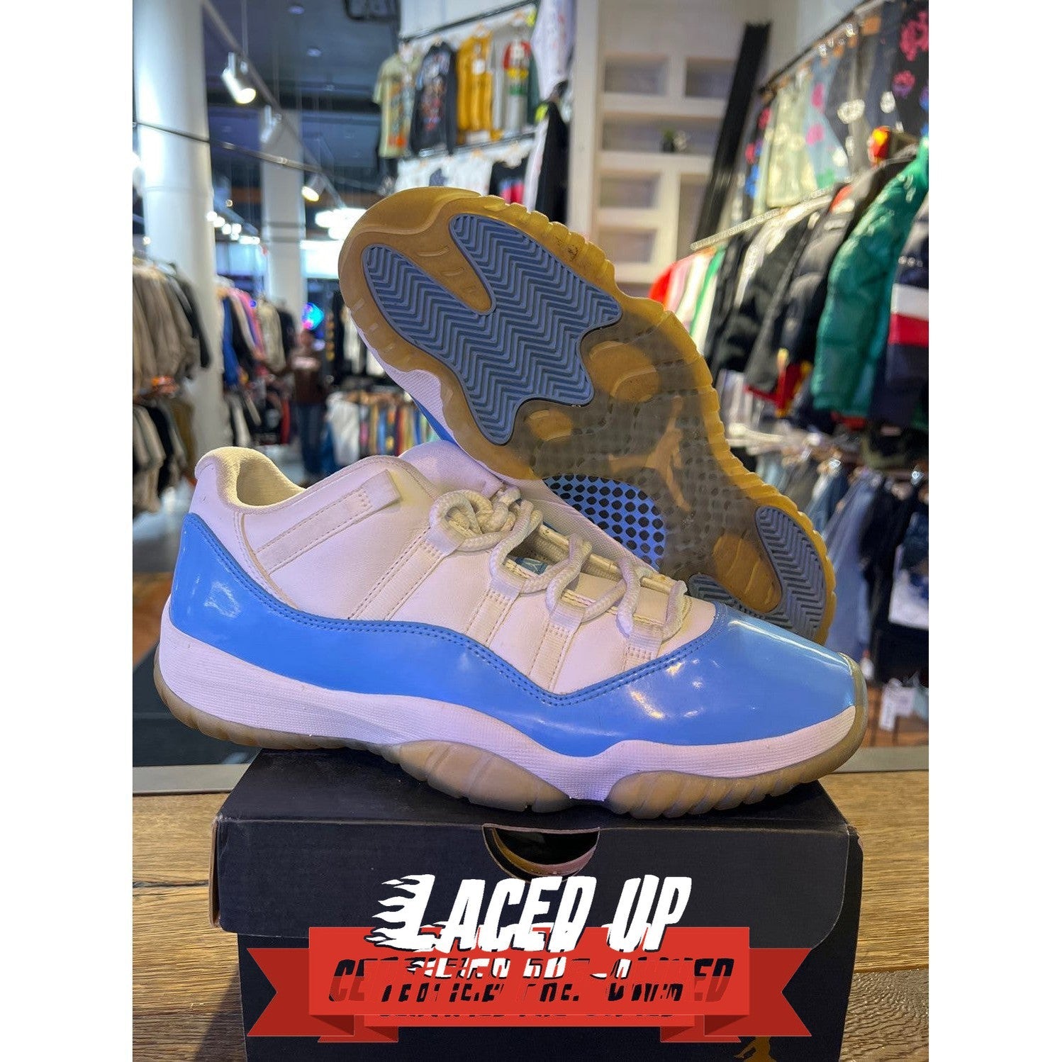 PRE OWNED Jordan 11 Retro Low University Blue (2017)