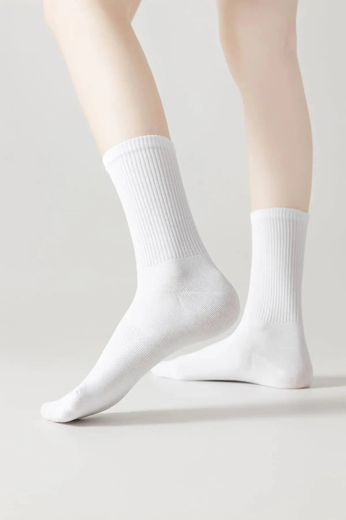 ACCFOD Womens Crew Socks Thin Cotton Long Socks Arch Support Casual Workout High Socks 5 Pairs 9-11 White/ Black