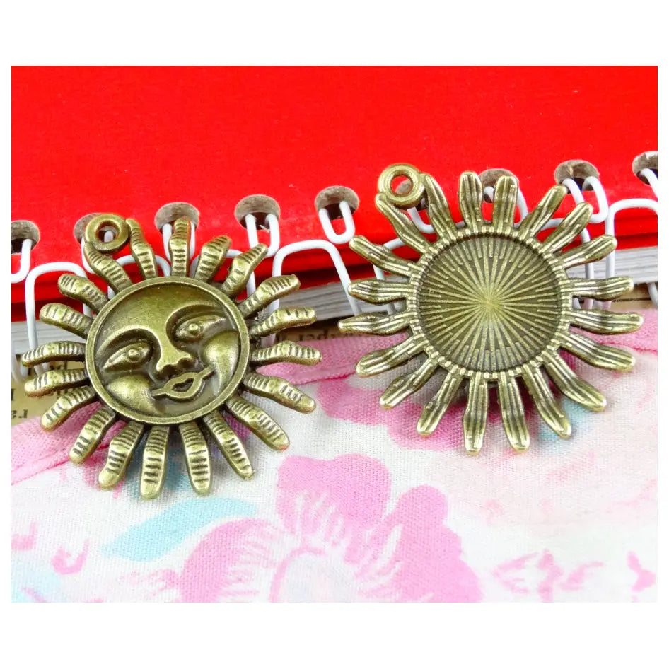 Antique Bronze Pendants for Necklace - Beautiful Sun Pattern