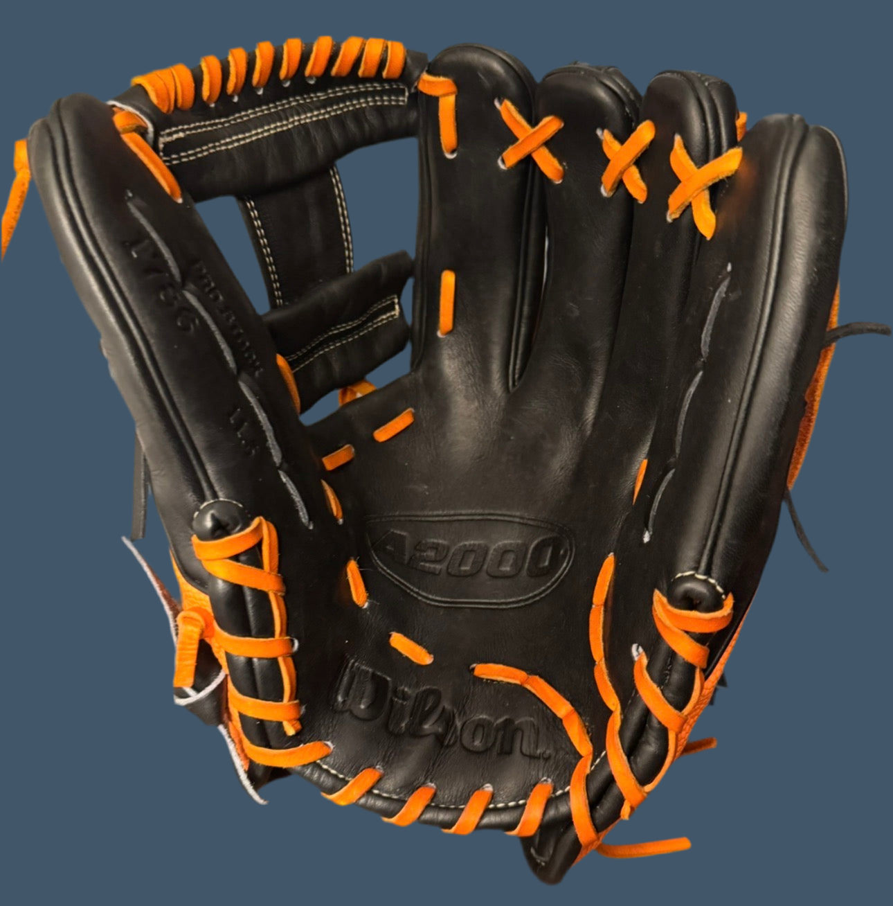 Wilson 1786 - 11.5 inch Infielder’s Glove - Special Edition - NXT EVO