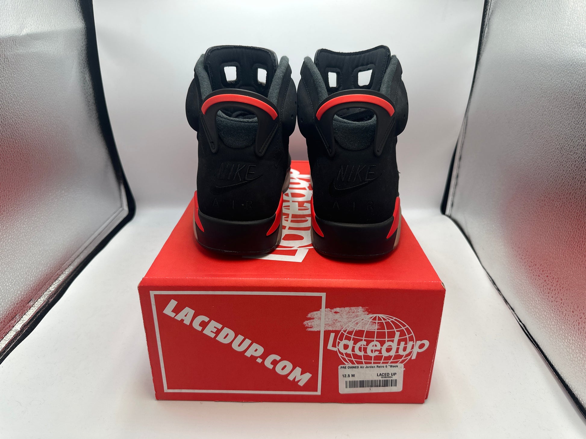 PRE OWNED Air Jordan Retro 6 "Black Infrared" (2019)
