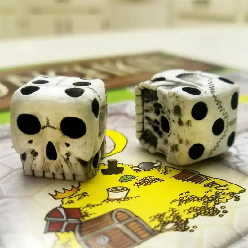 Black Resin 1PC 6-Sided Skull Dice