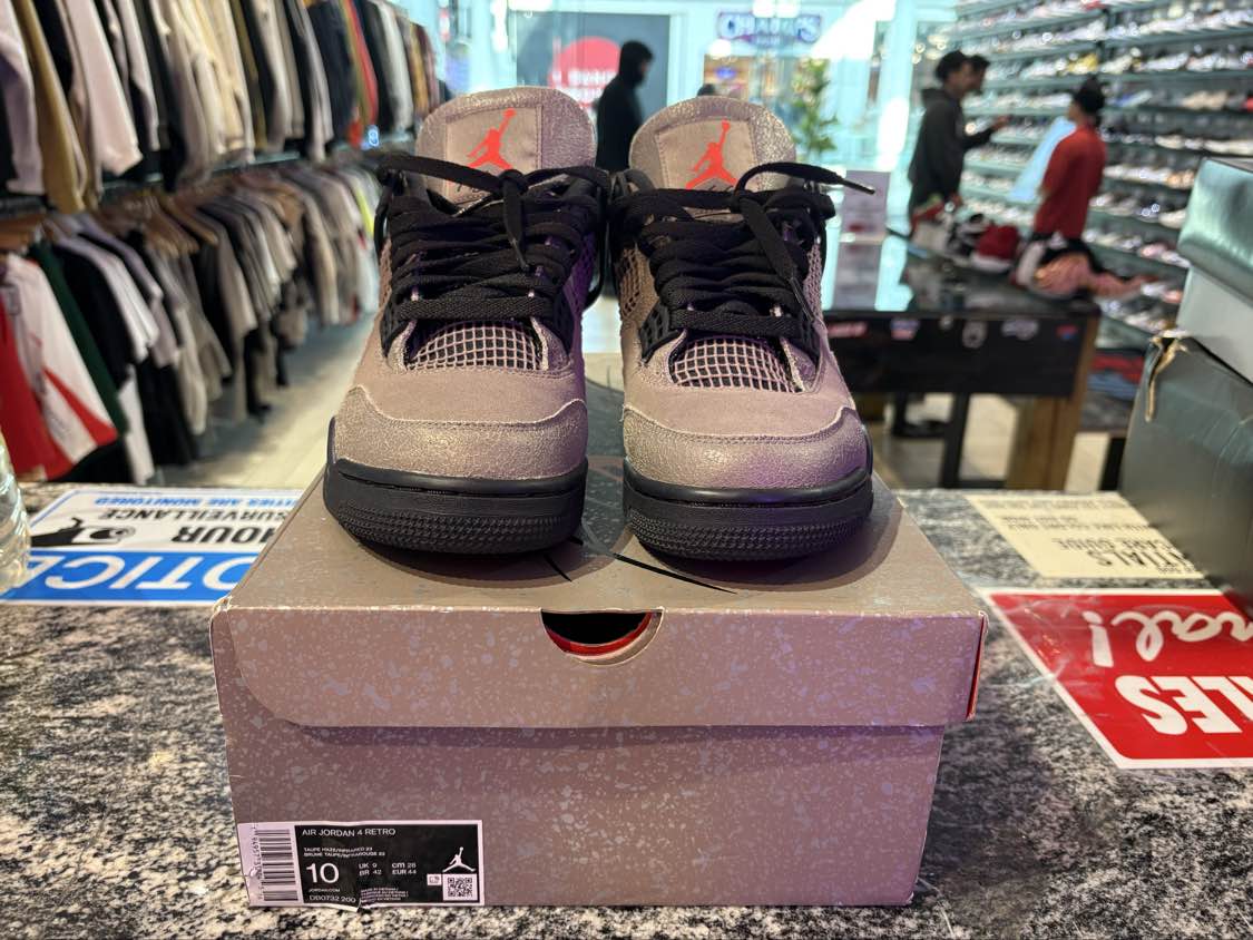PRE OWNED Jordan 4 Retro Taupe Haze