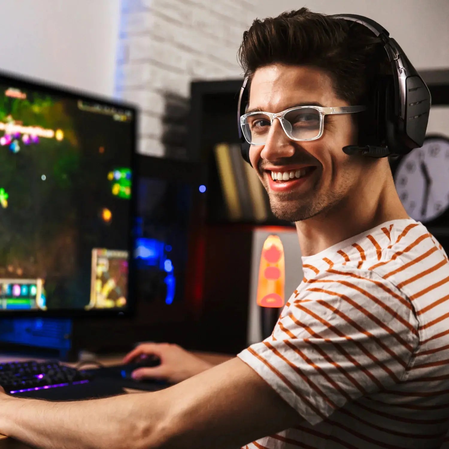 Chic Blue Light Shield Glasses - Relieve Eye Strain & Improve Sleep