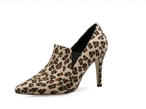 Chic Leopard Autumn Boots