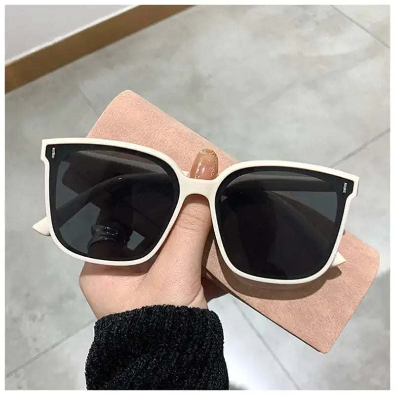 Classic Elegance Vintage Square Sunglasses
