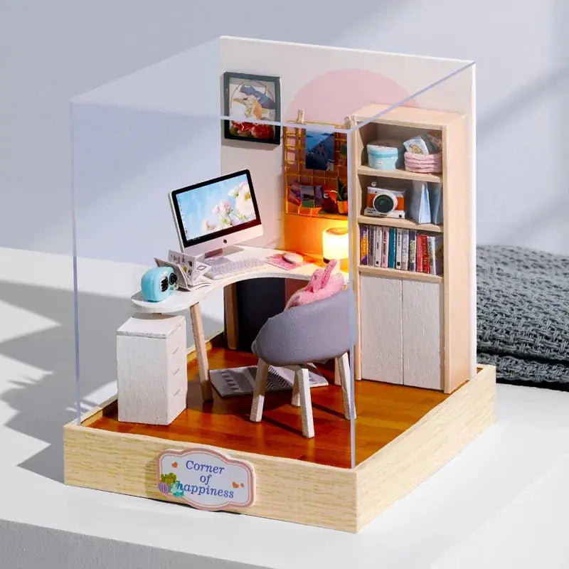 Crafty Mini Theater Dollhouse Kit