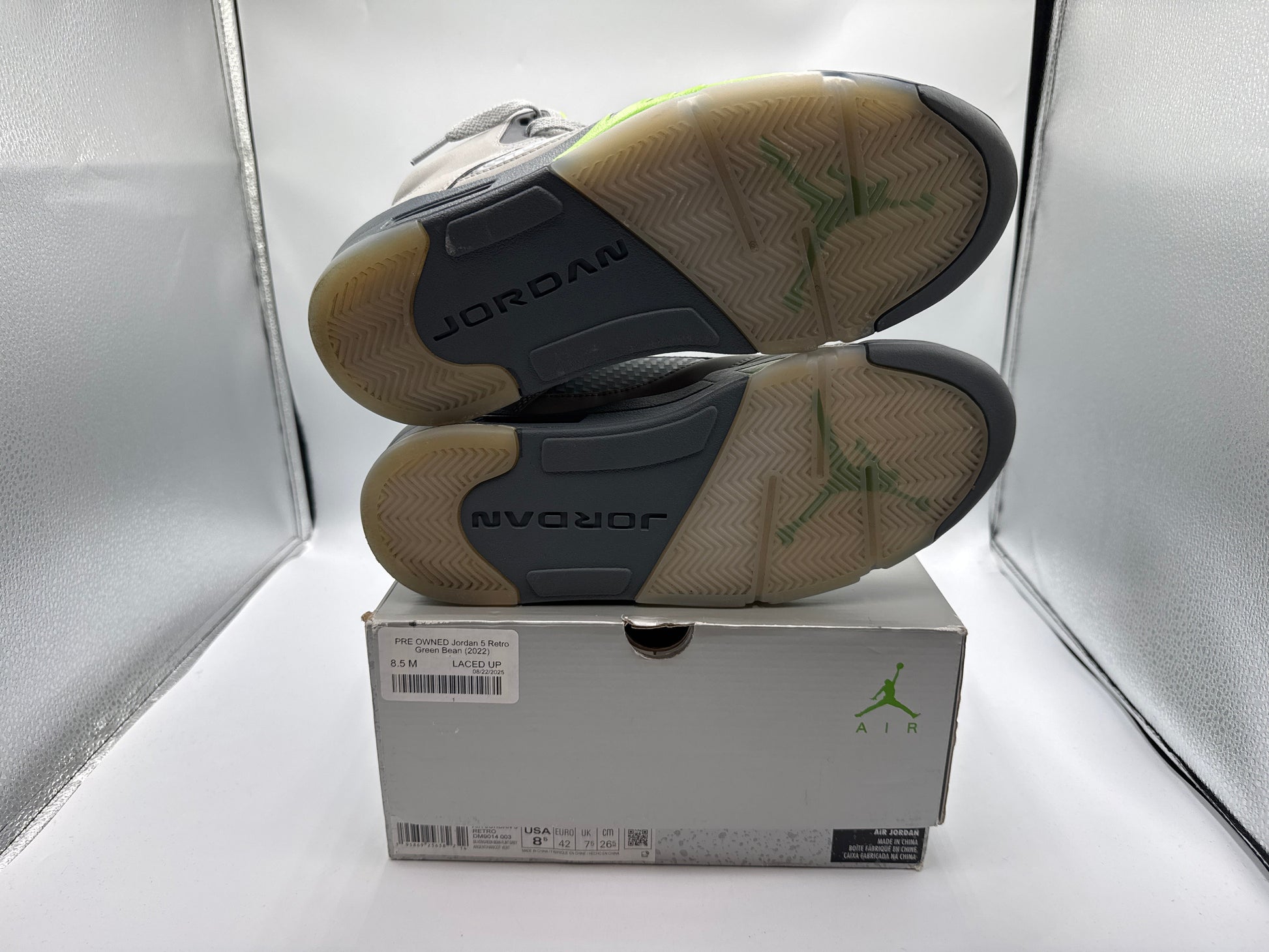 PRE OWNED Jordan 5 Retro Green Bean (2022)