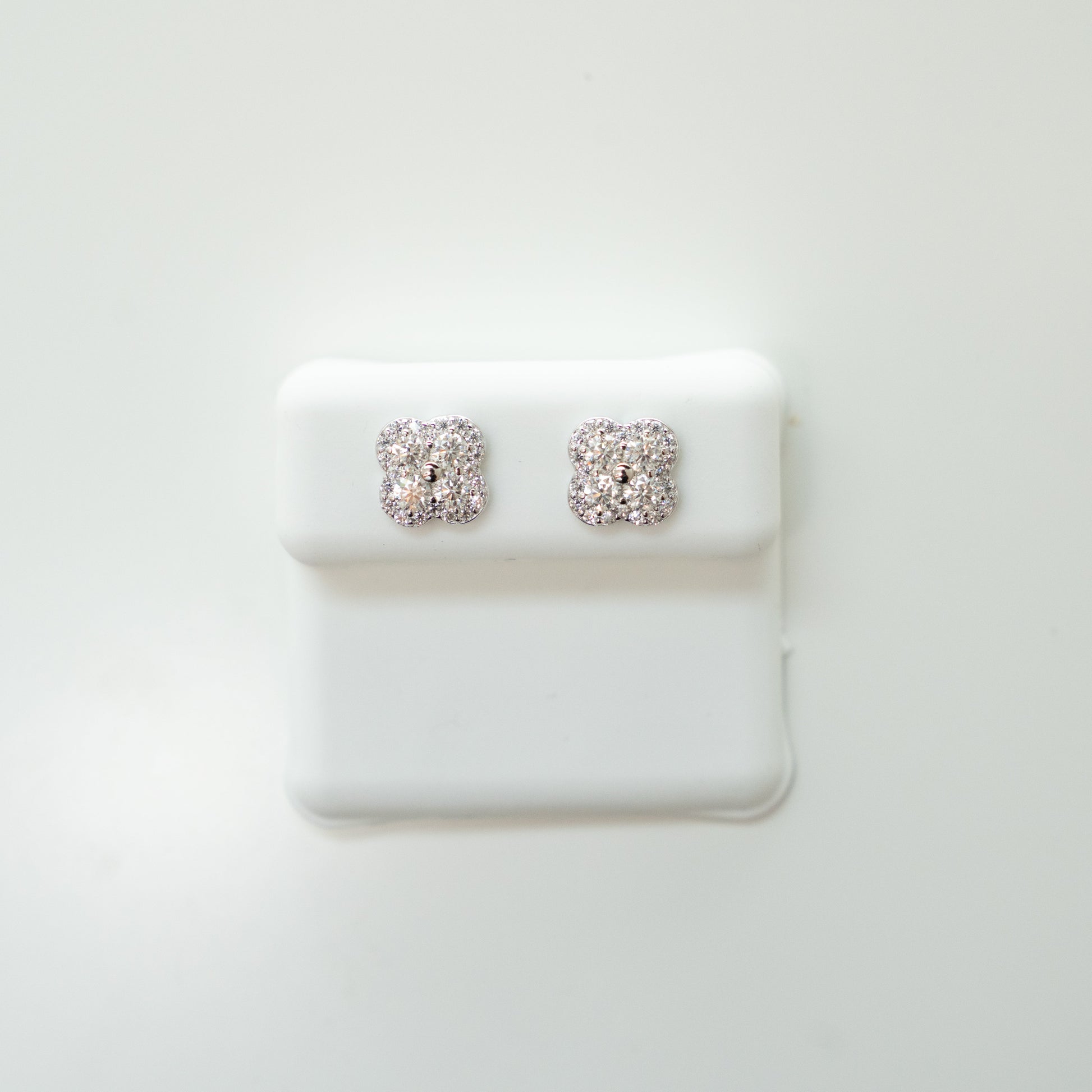 925 Silver Moissanite Flower Stud Earrings – 1.32 cttw