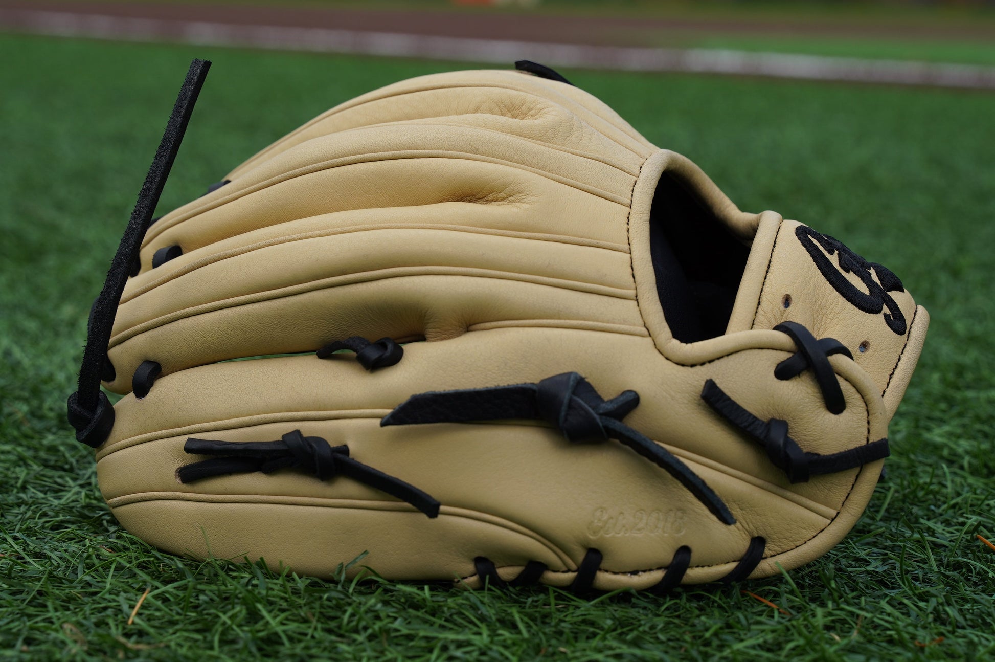 12" Outfield H-Web Grace Glove - Youth Baseball Glove