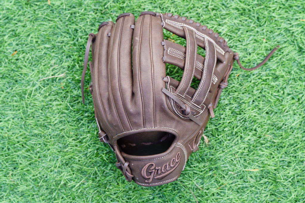 12.50" H-Web Outfield Grace Glove